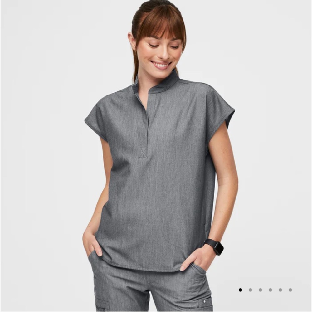 Graphite Figs Scrub Set